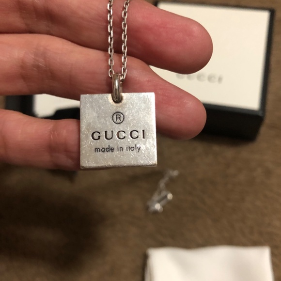 TODAY ONLY:GUCCI Sterling Silver Necklace - complete inclusion (box, card,pouch) - Picture 5 of 10